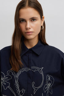 Camicia ricamata floreale oversize