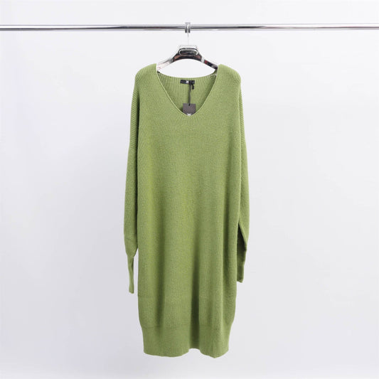 Abito in maglia con scollo a V