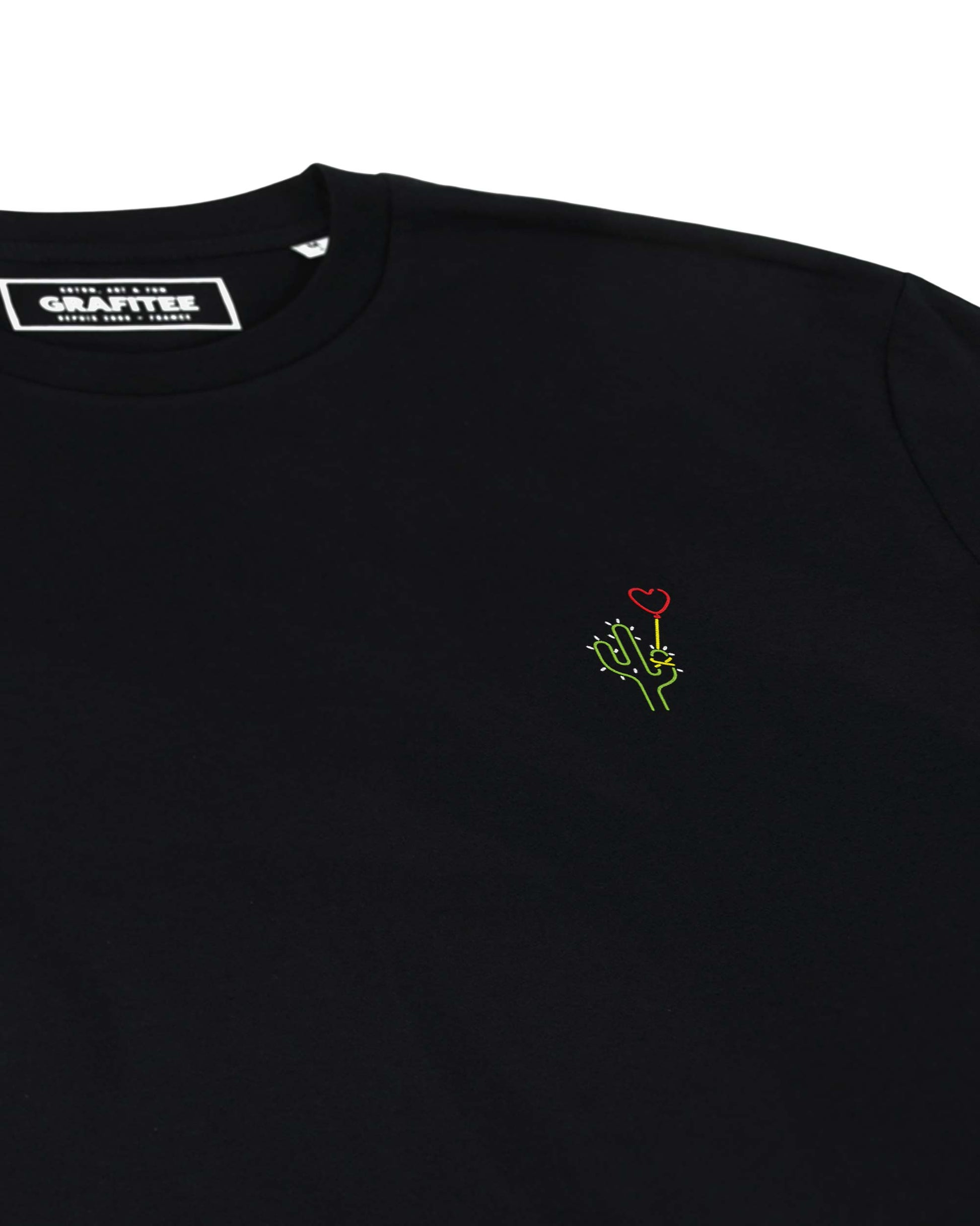 T-shirt nera ricamata Love Hurts in cotone biologico