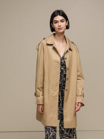 Cappotto trench donna elegante con bottoni