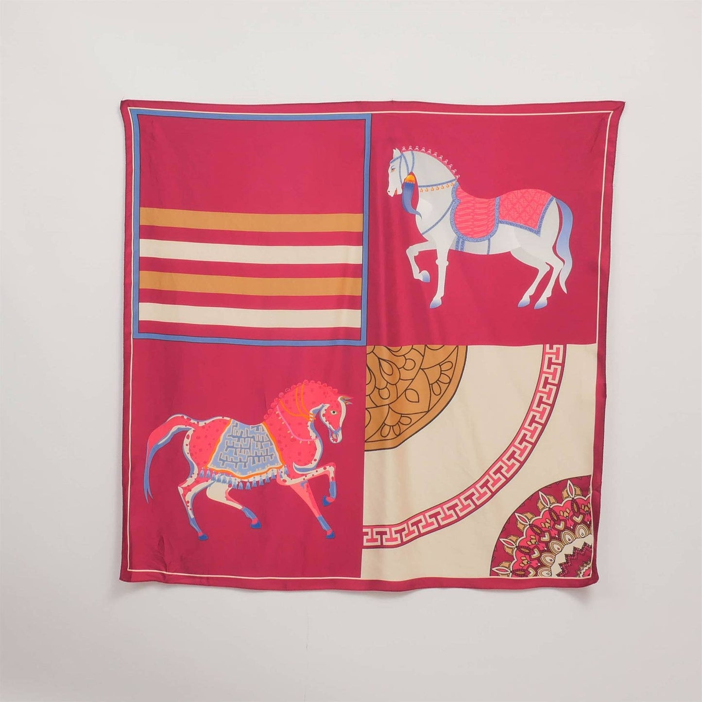 Foulard quadrato con stampa cavalli 80x80 cm