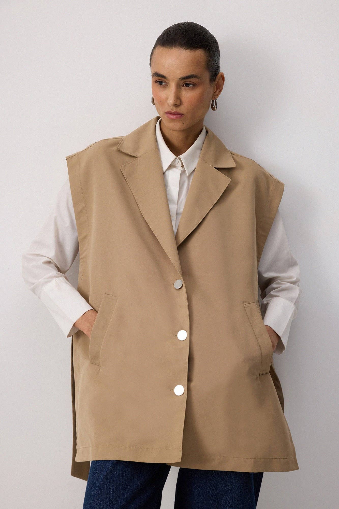 Gilet oversize con spacchi color visone