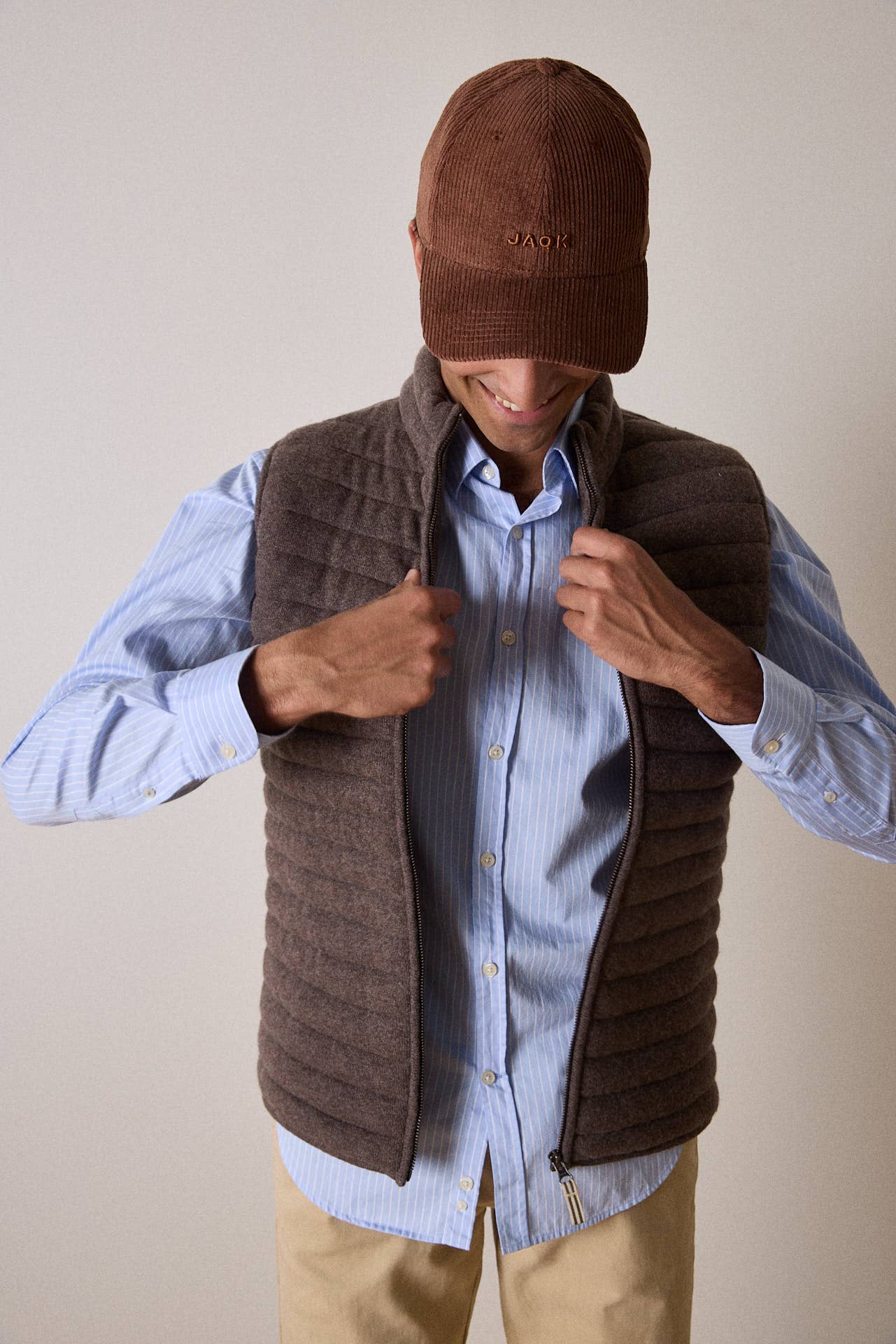 Gilet trapuntato uomo color terra