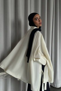 Camicia oversize asimmetrica in cotone con nastri