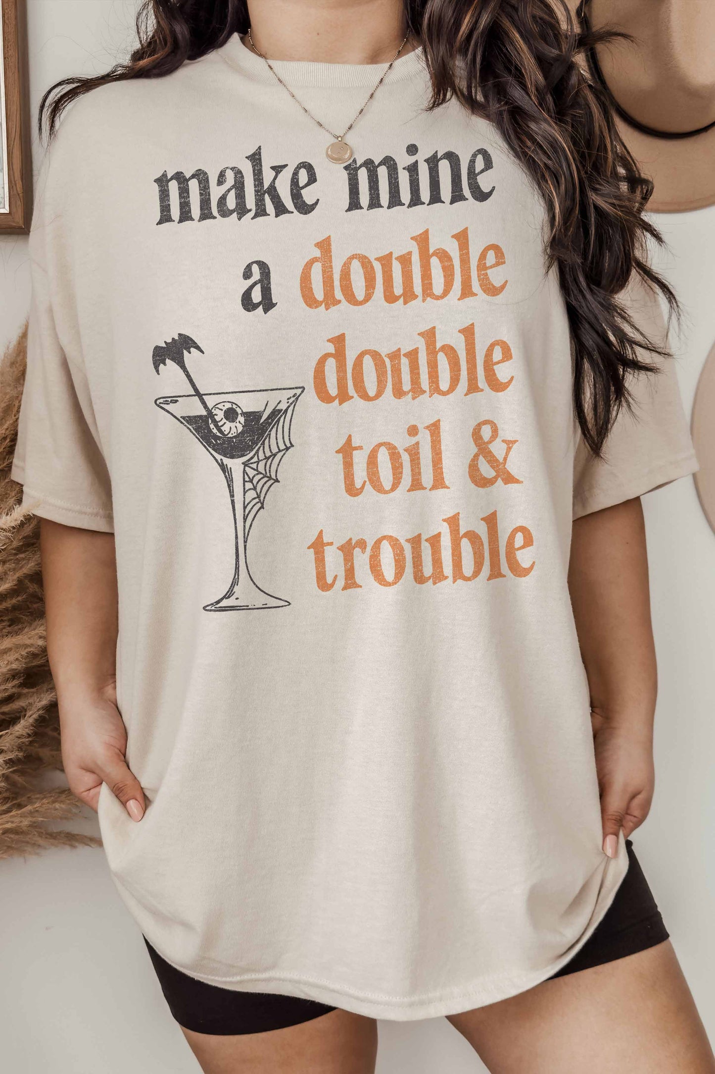 T-shirt Oversize Grafica Witches Martini