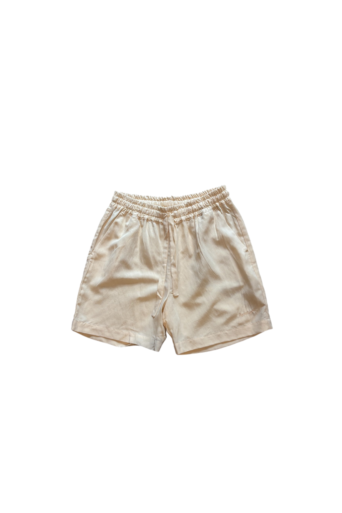 Shorts in lino color sabbia con logo ricamato