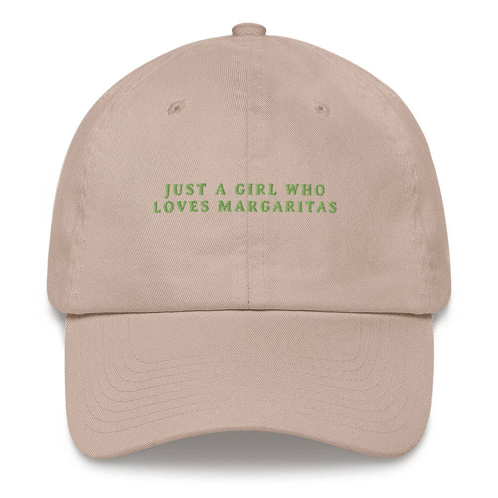 Cappellino dad hat ricamato “Just a Girl Who Loves Margaritas”