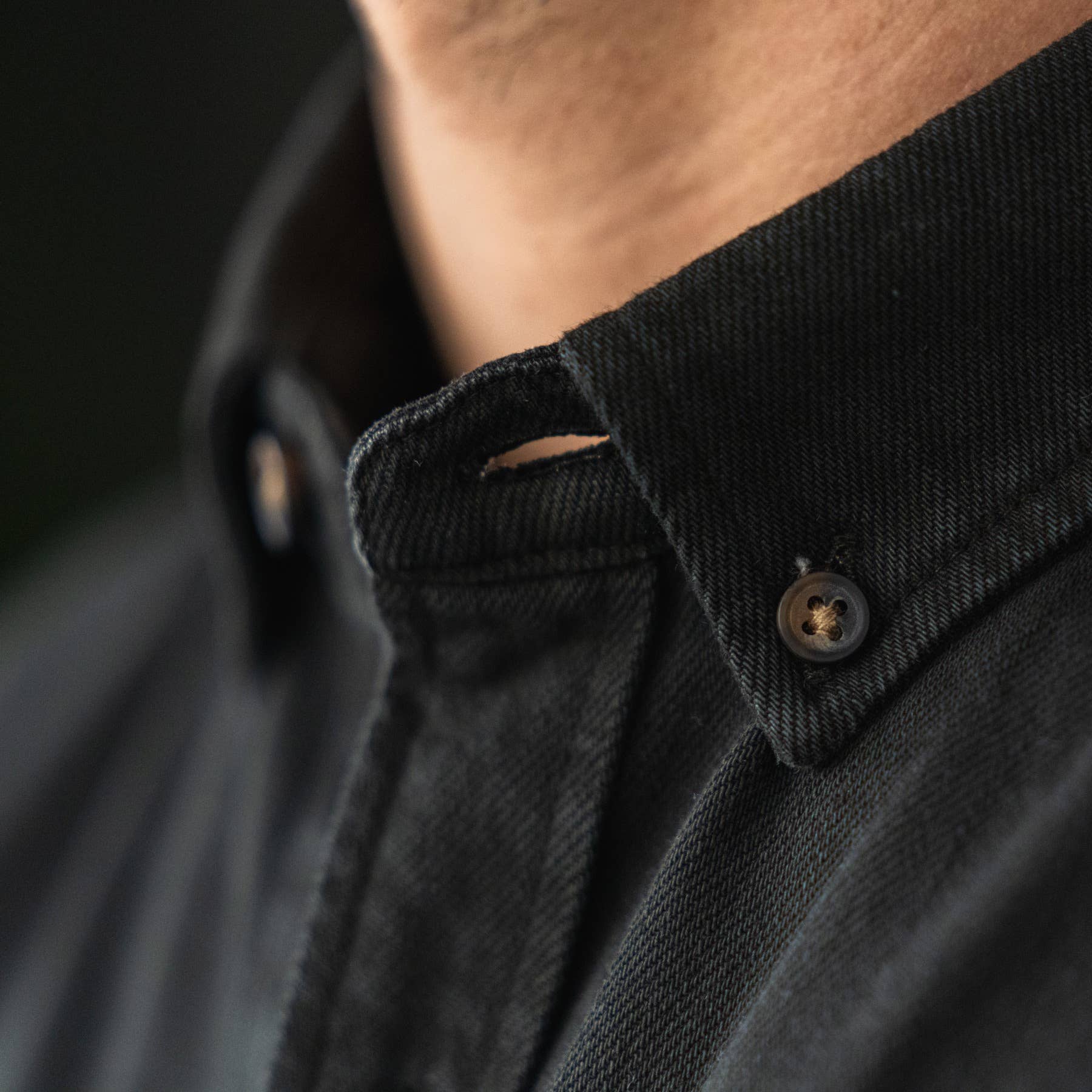Camicia in denim nera