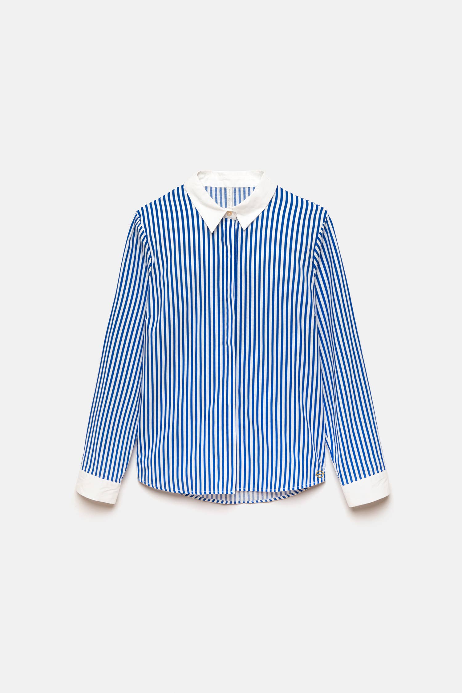Camicia a righe blu con colletto e polsini a contrasto
