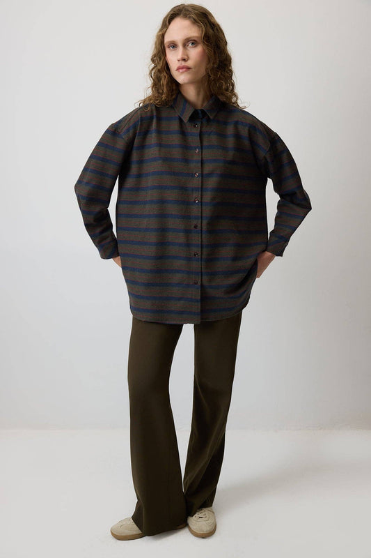 Camicia a righe oversize a vestibilità comoda