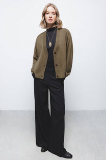 Cardigan in maglia con scollo a V