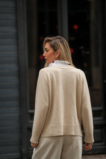 Maglione in lana con scollo a V