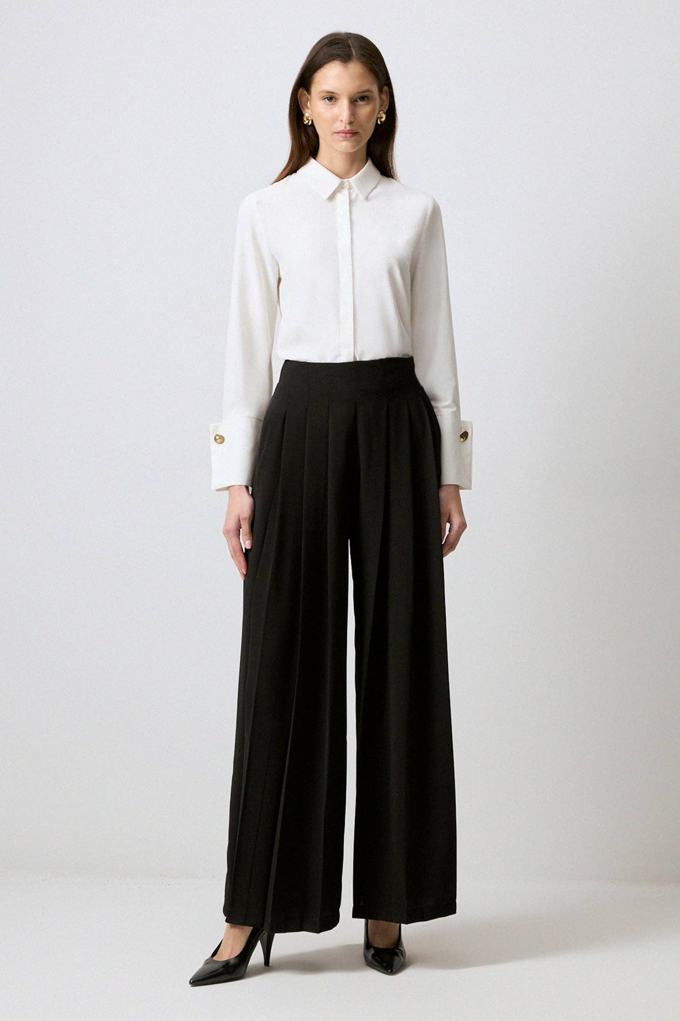 Pantaloni palazzo in crêpe a vita alta con pieghe