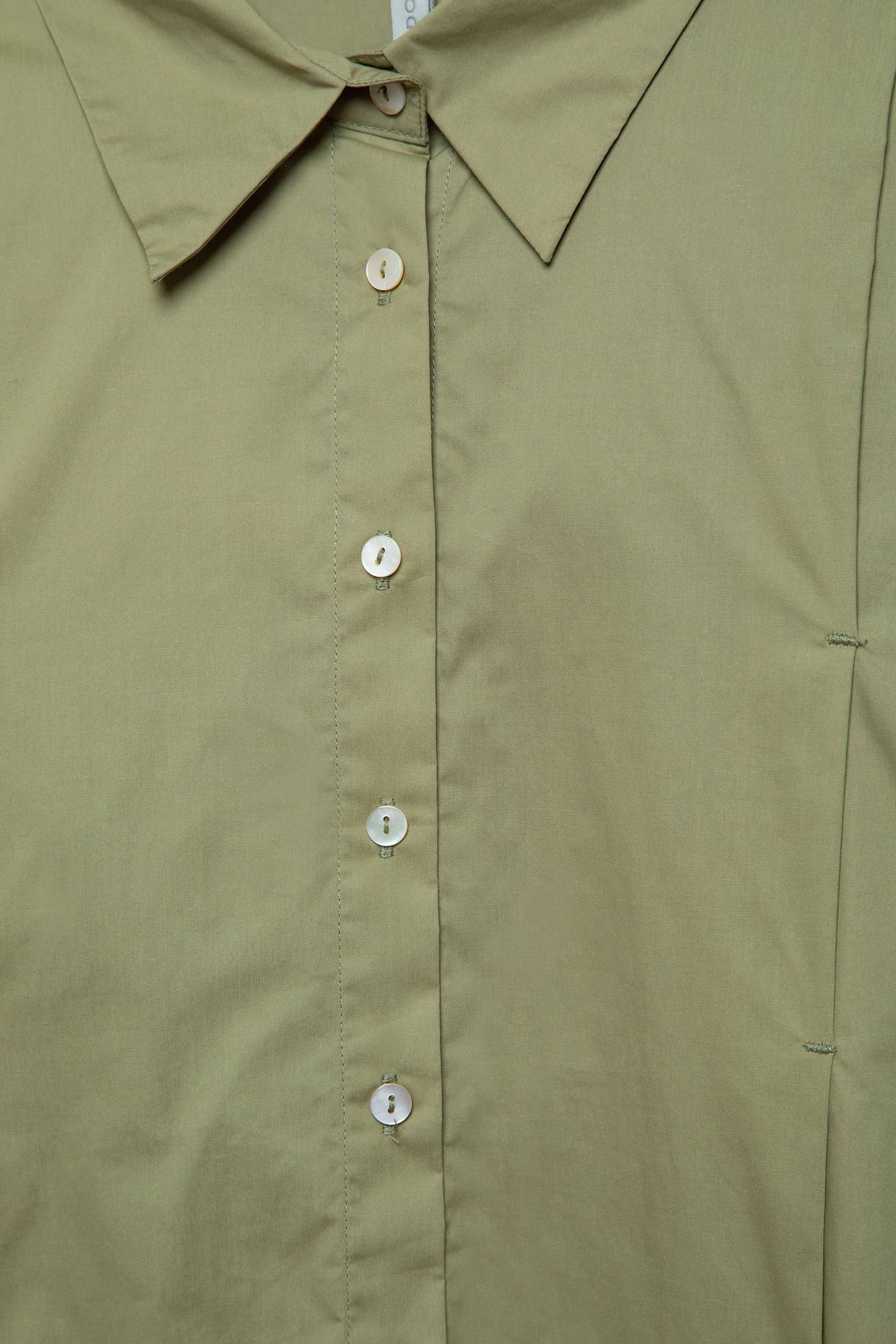 Camicia donna in cotone con pieghe frontali