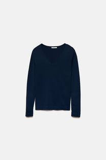 Maglione in maglia liscia con scollo a V
