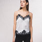 Top fluido con pizzo e scollo a V