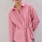 Camicia in popeline con accessori in metallo