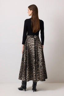 Gonna in gabardine con stampa leopardata