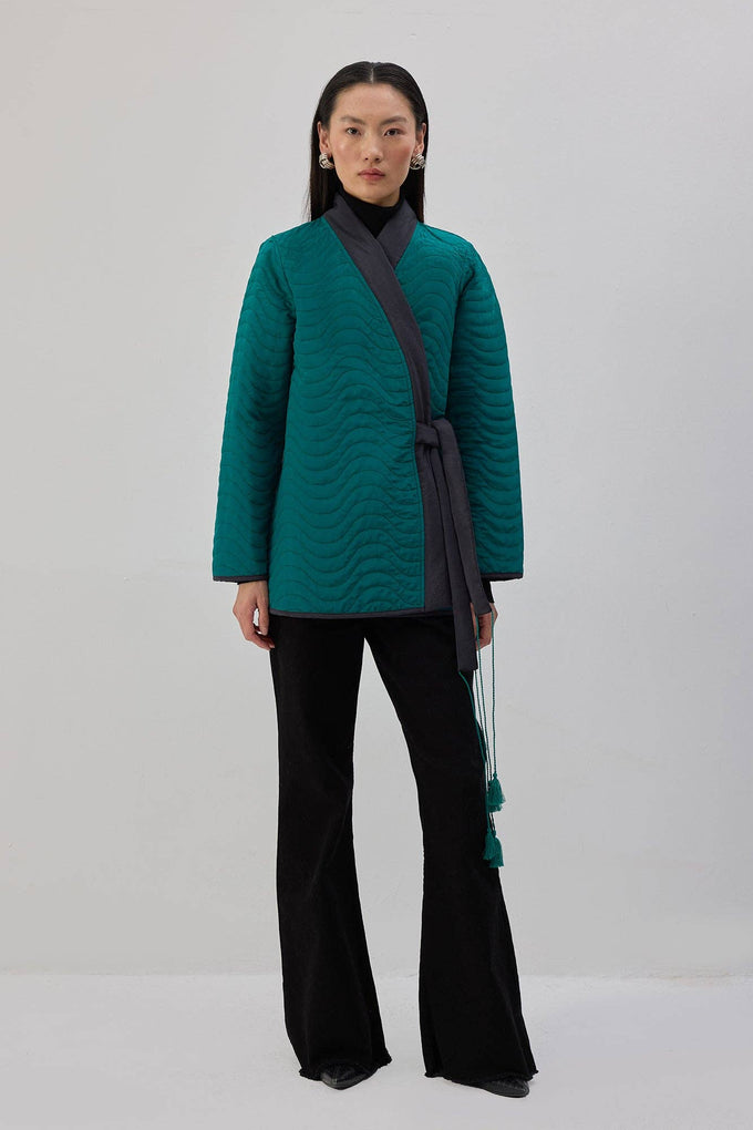 Giacca kimono trapuntata verde con cintura