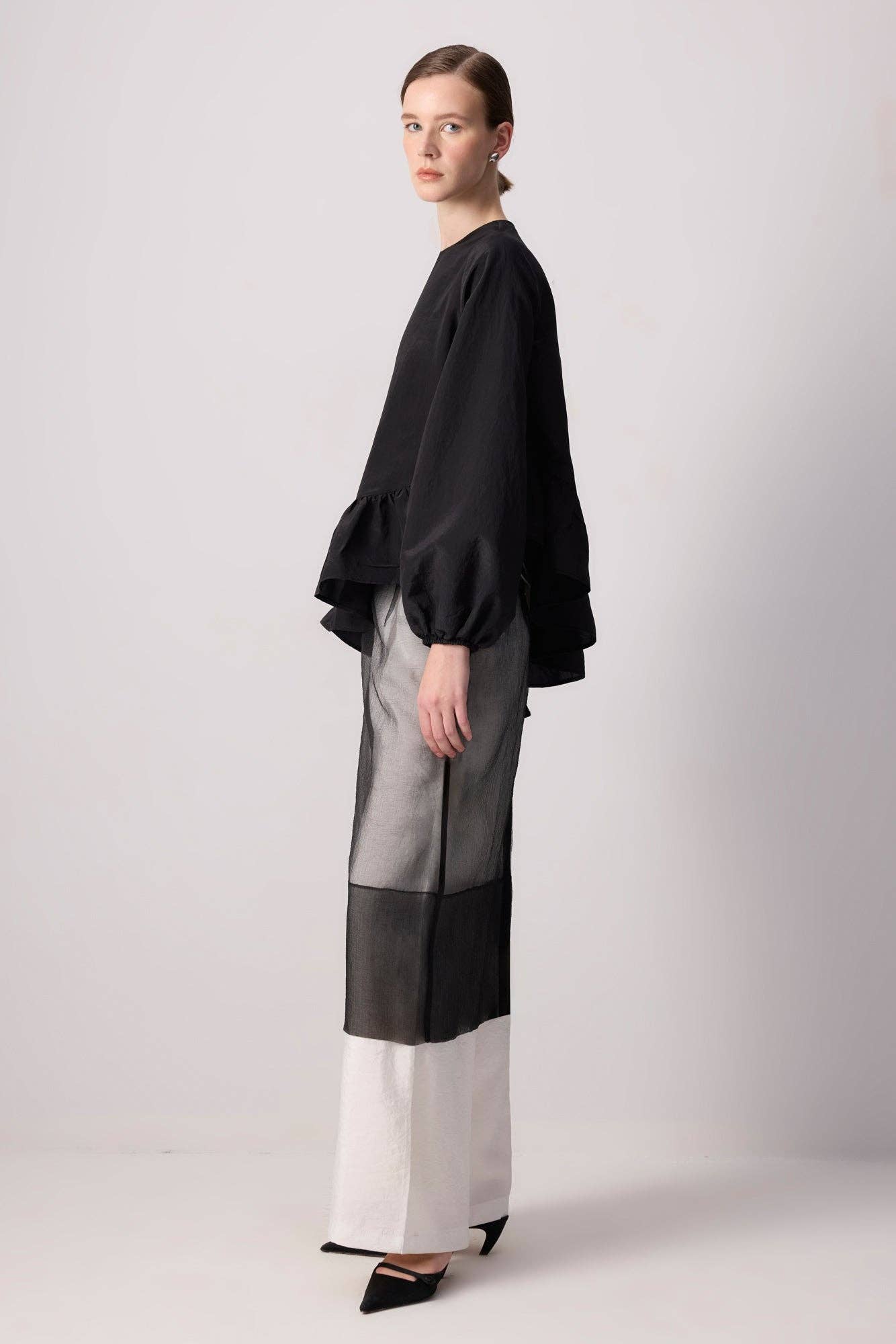 Gonna in organza nera trasparente