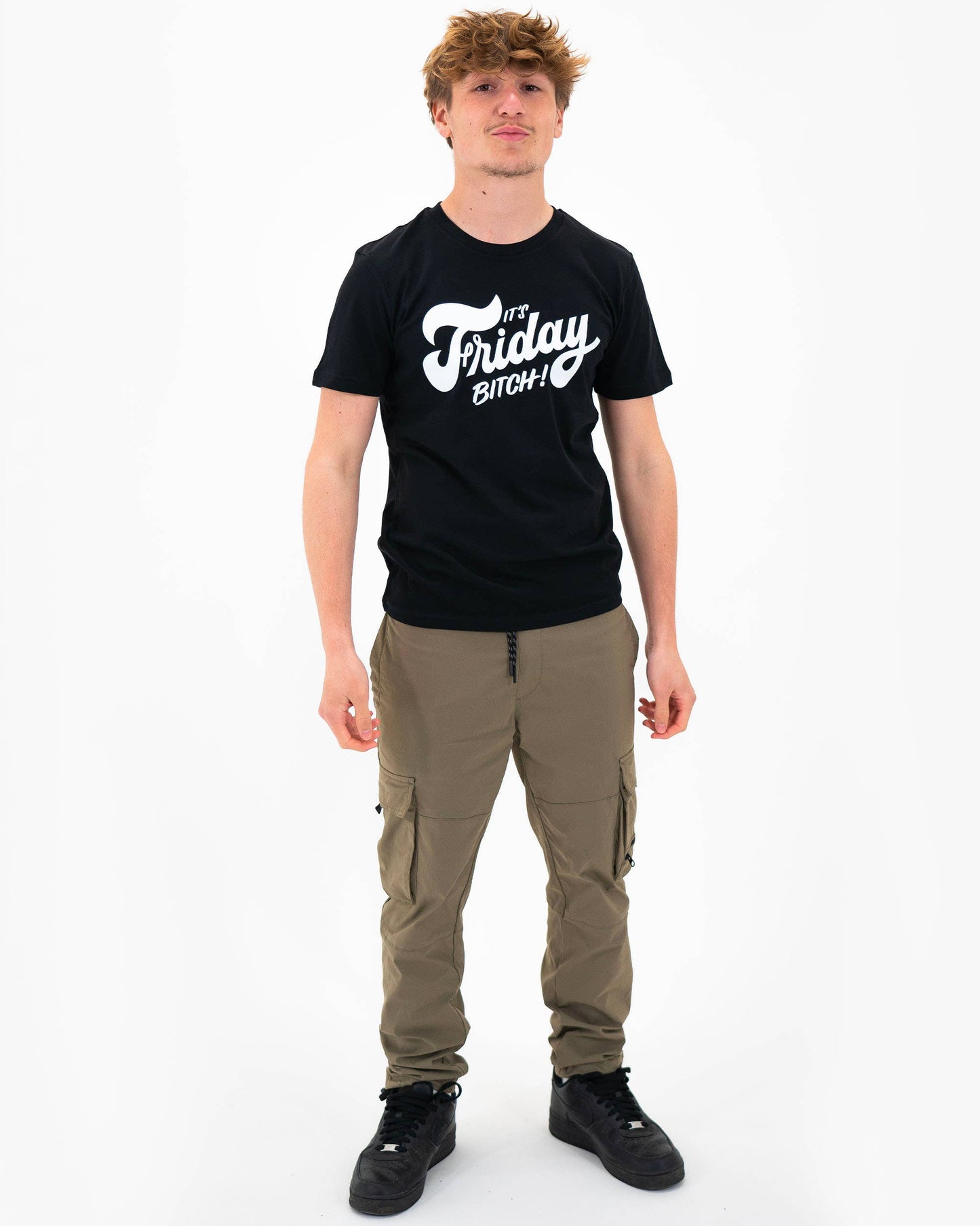 T-shirt It’s Friday con stampa lettering