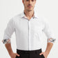 Camicia bianca comfort fit con dettagli tartan