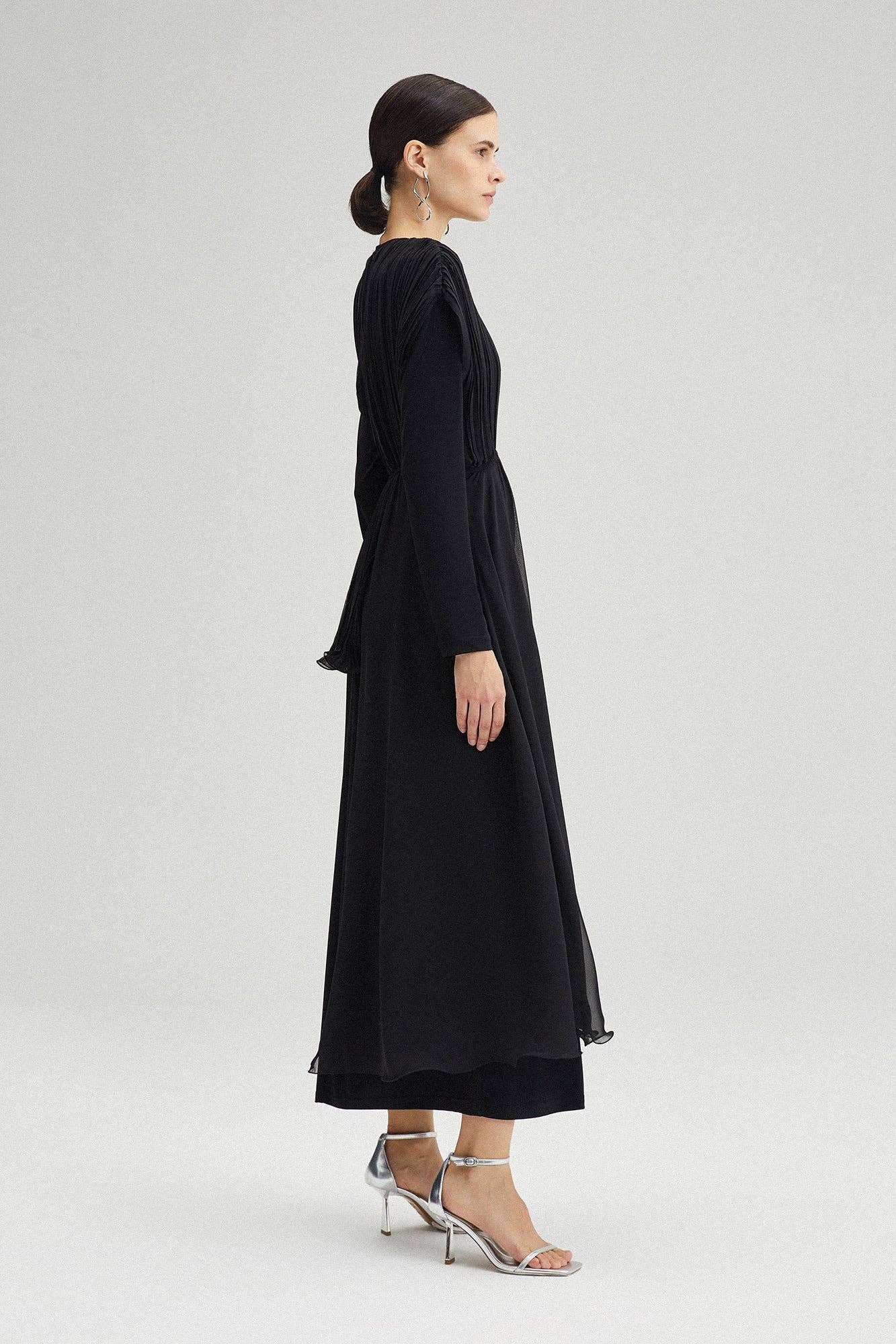 Tunica asimmetrica in chiffon plissé