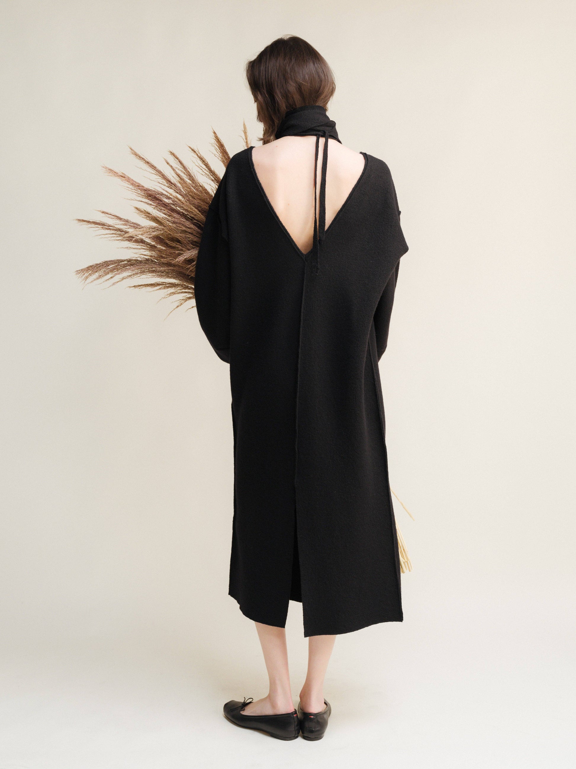 Abito reversibile in lana Merino con scollo a V