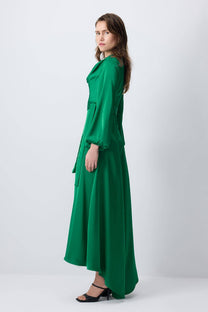Abito lungo in raso drappeggiato verde smeraldo