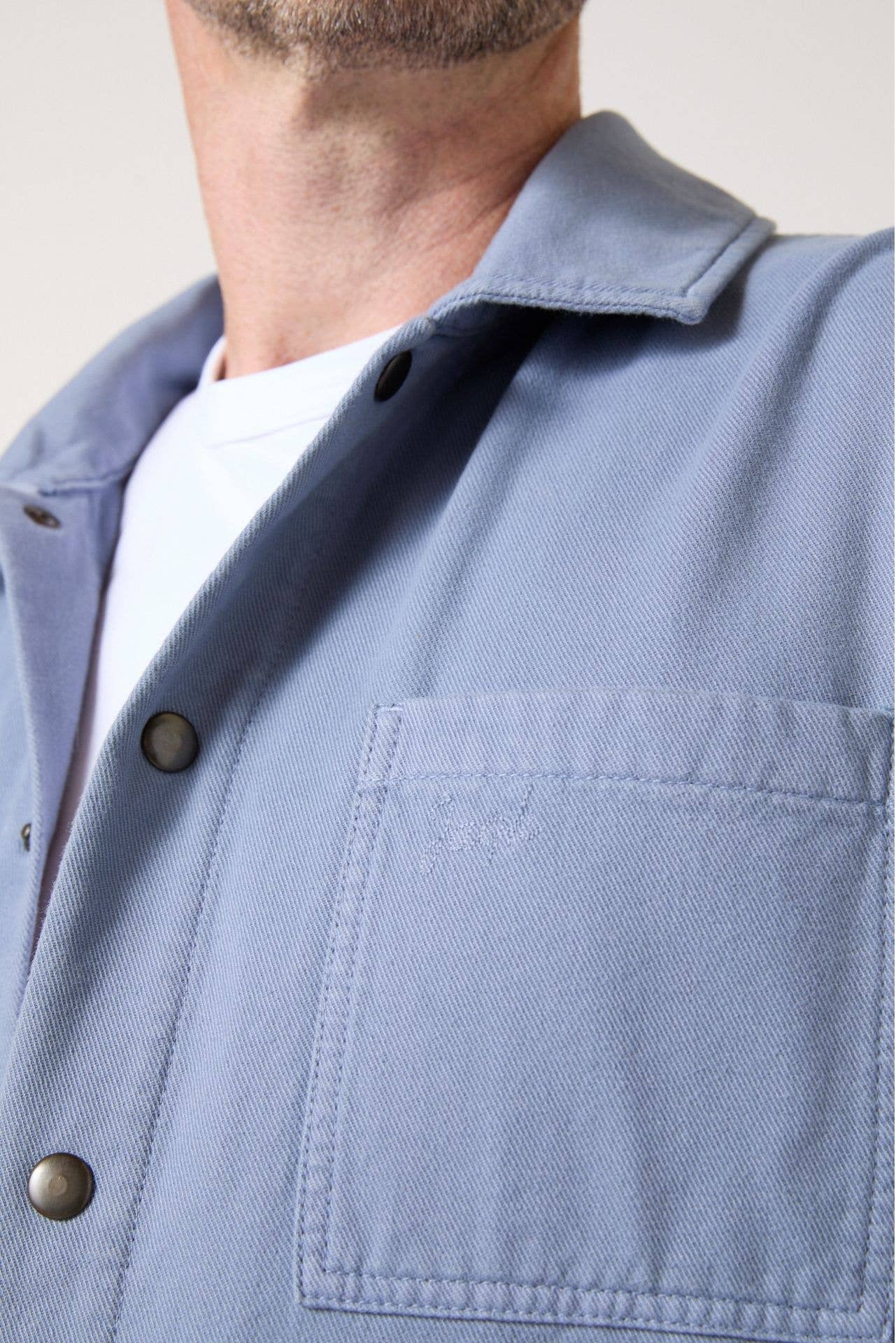 Giacca Chill blu pallido da uomo in twill di cotone