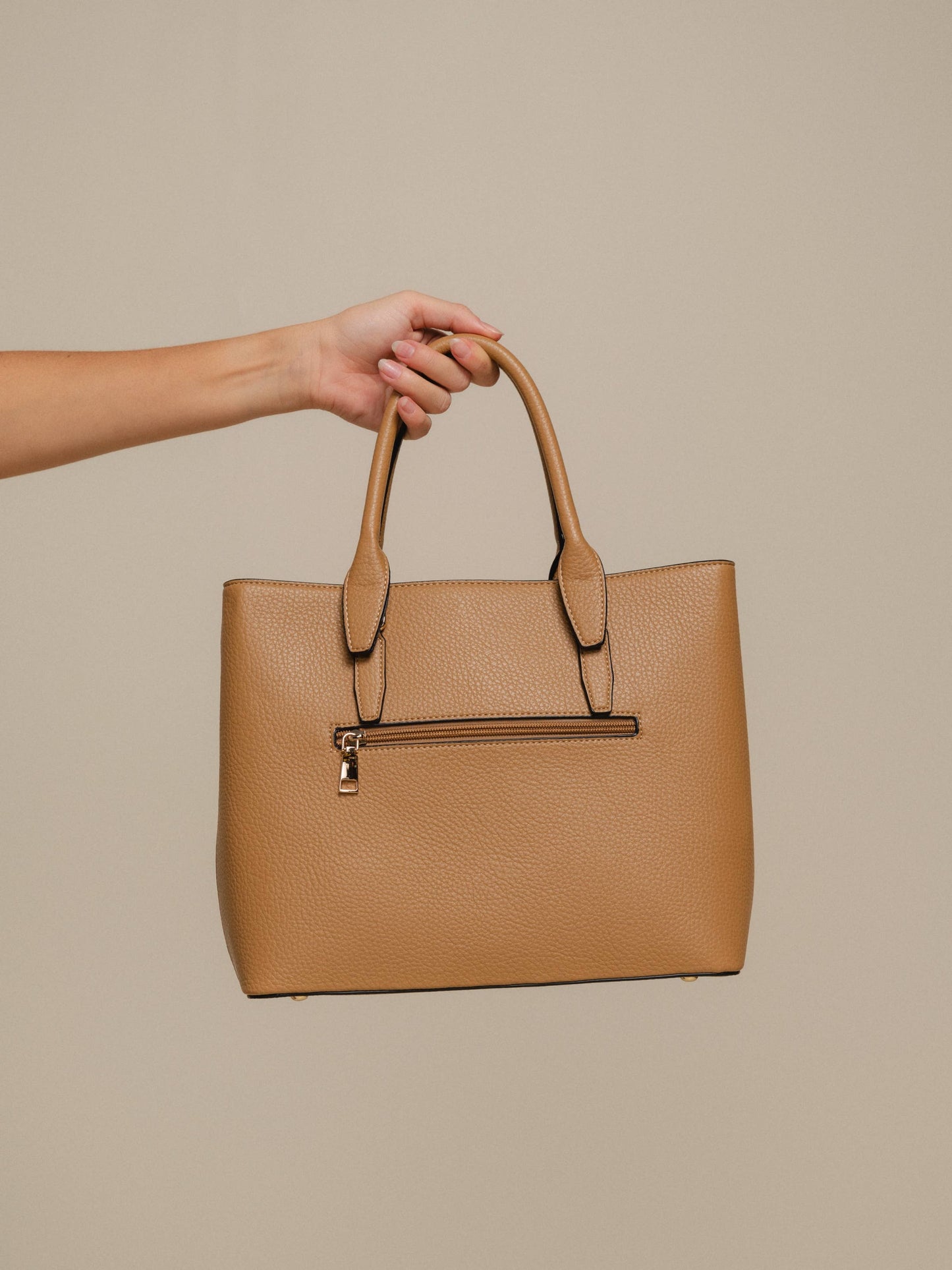 Borsa tote in ecopelle effetto martellato