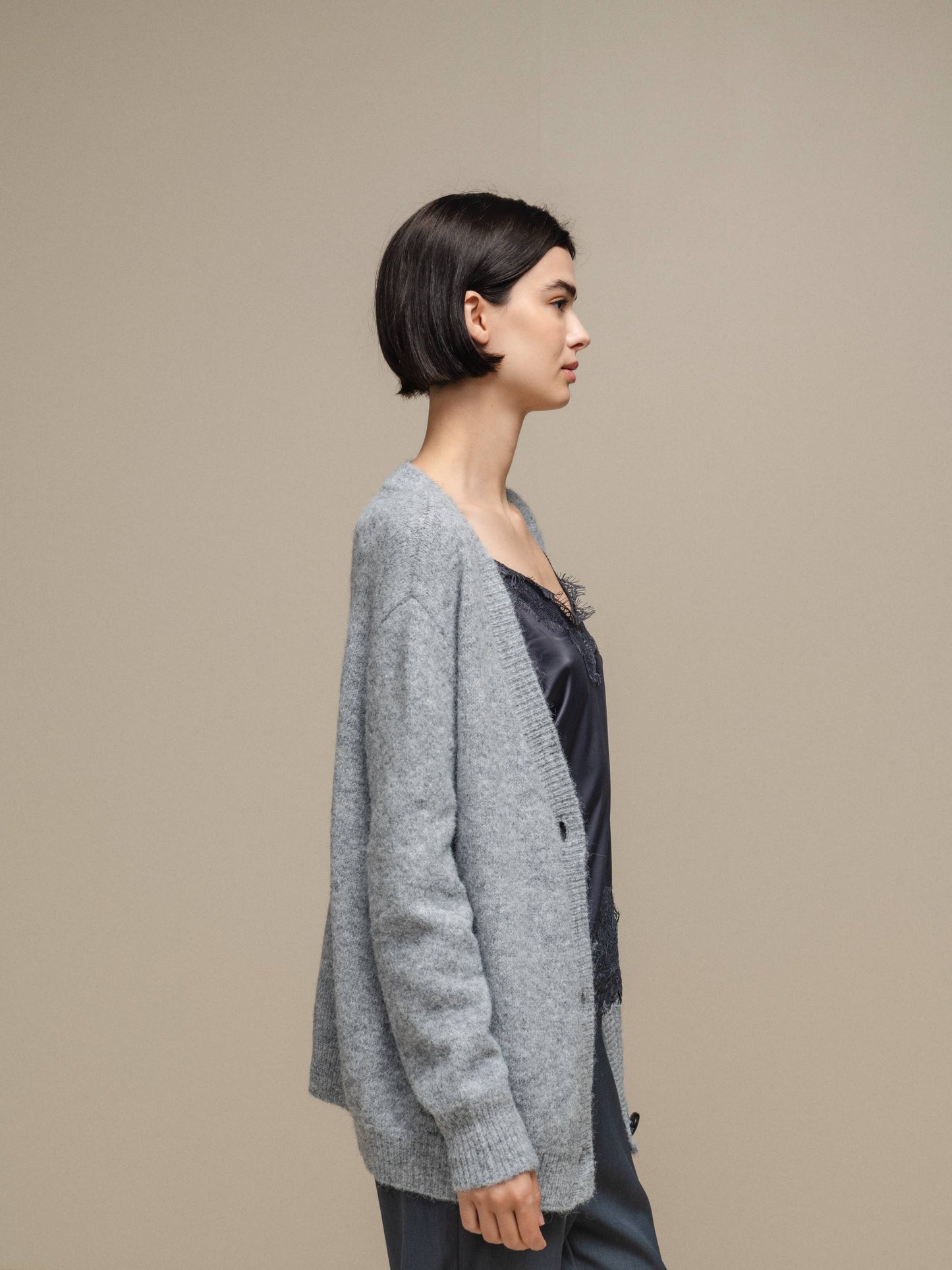 Cardigan in maglia donna con scollo a V