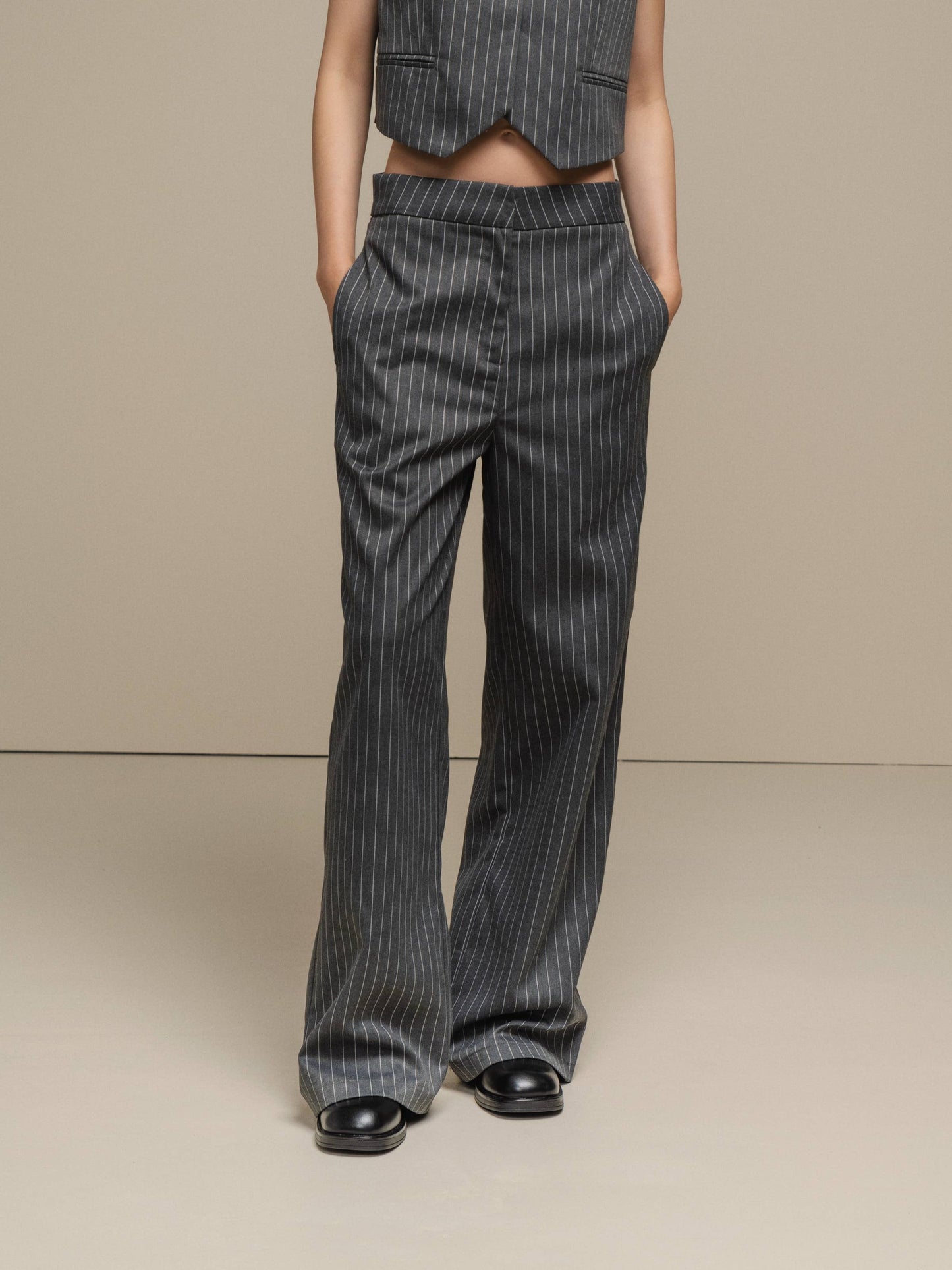 Pantaloni gessati a vita alta in misto poliestere stretch
