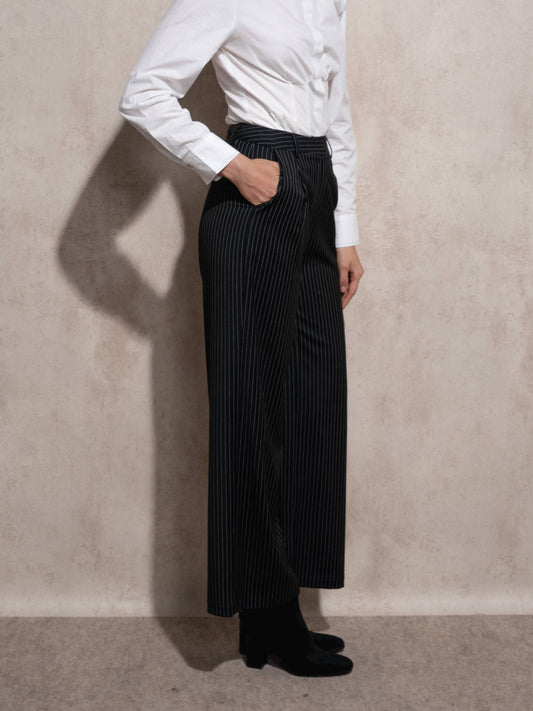 Pantaloni eleganti fluidi a gamba ampia gessati neri