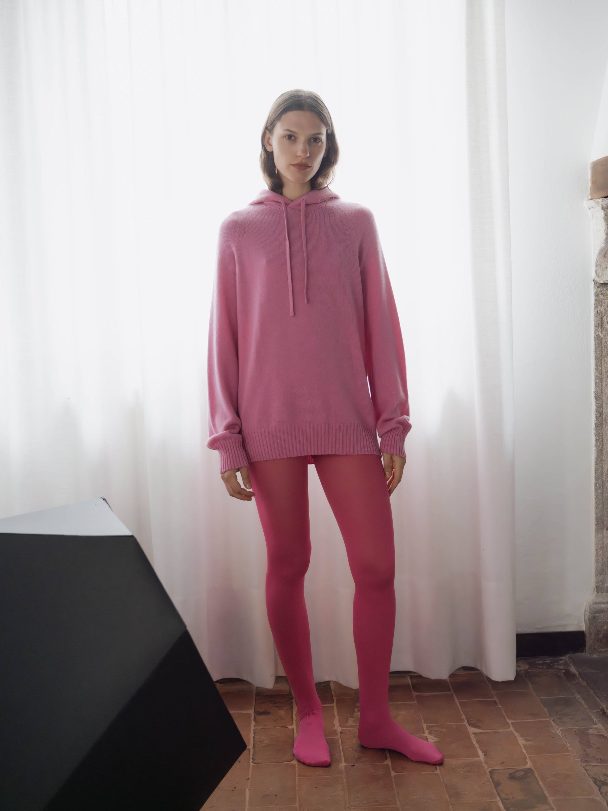 Maxi felpa con cappuccio in puro cashmere unisex (3D knit)