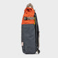 Zaino rolltop in poliestere riciclato arancione e grigio