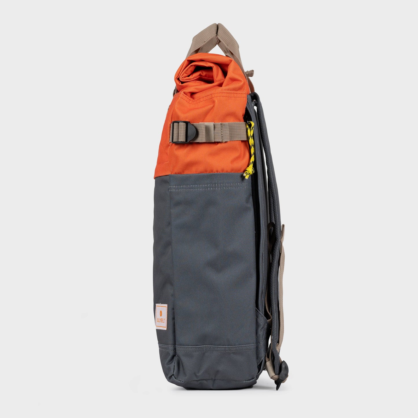 Zaino rolltop in poliestere riciclato arancione e grigio