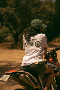 T-shirt Power Up in cotone biologico con stampa moto