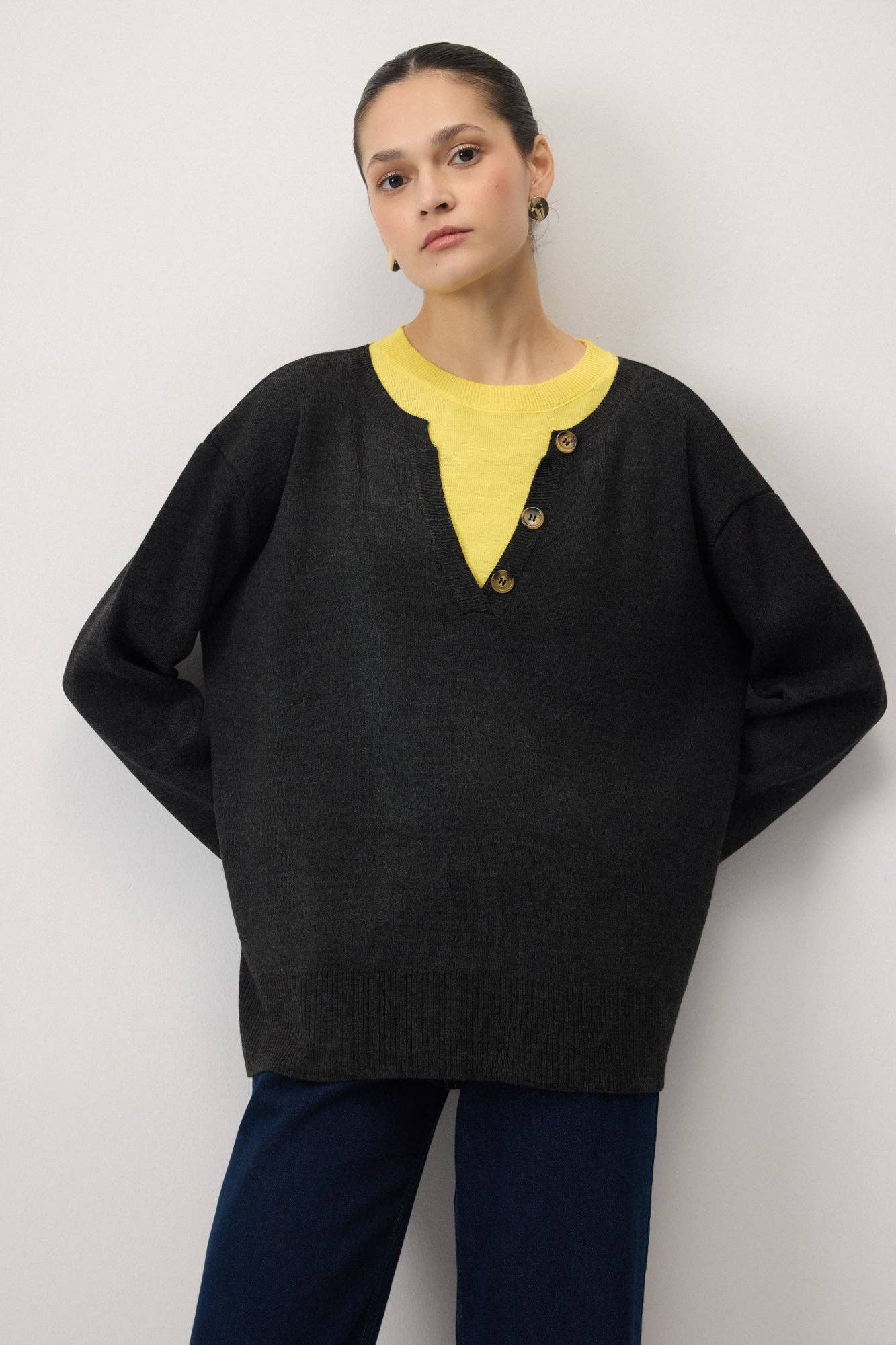 Maglia con colletto a contrasto