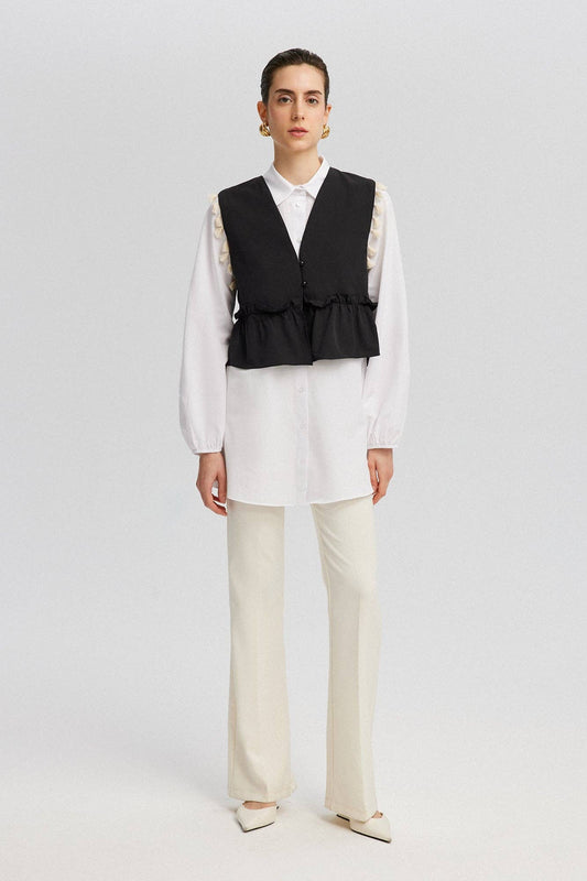 Camicia lunga con gilet e nappine