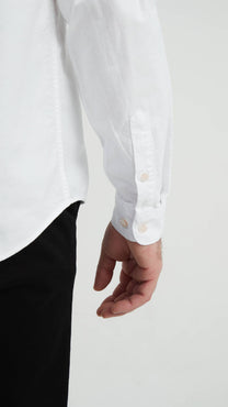 Camicia Oxford bianca con collo alla coreana