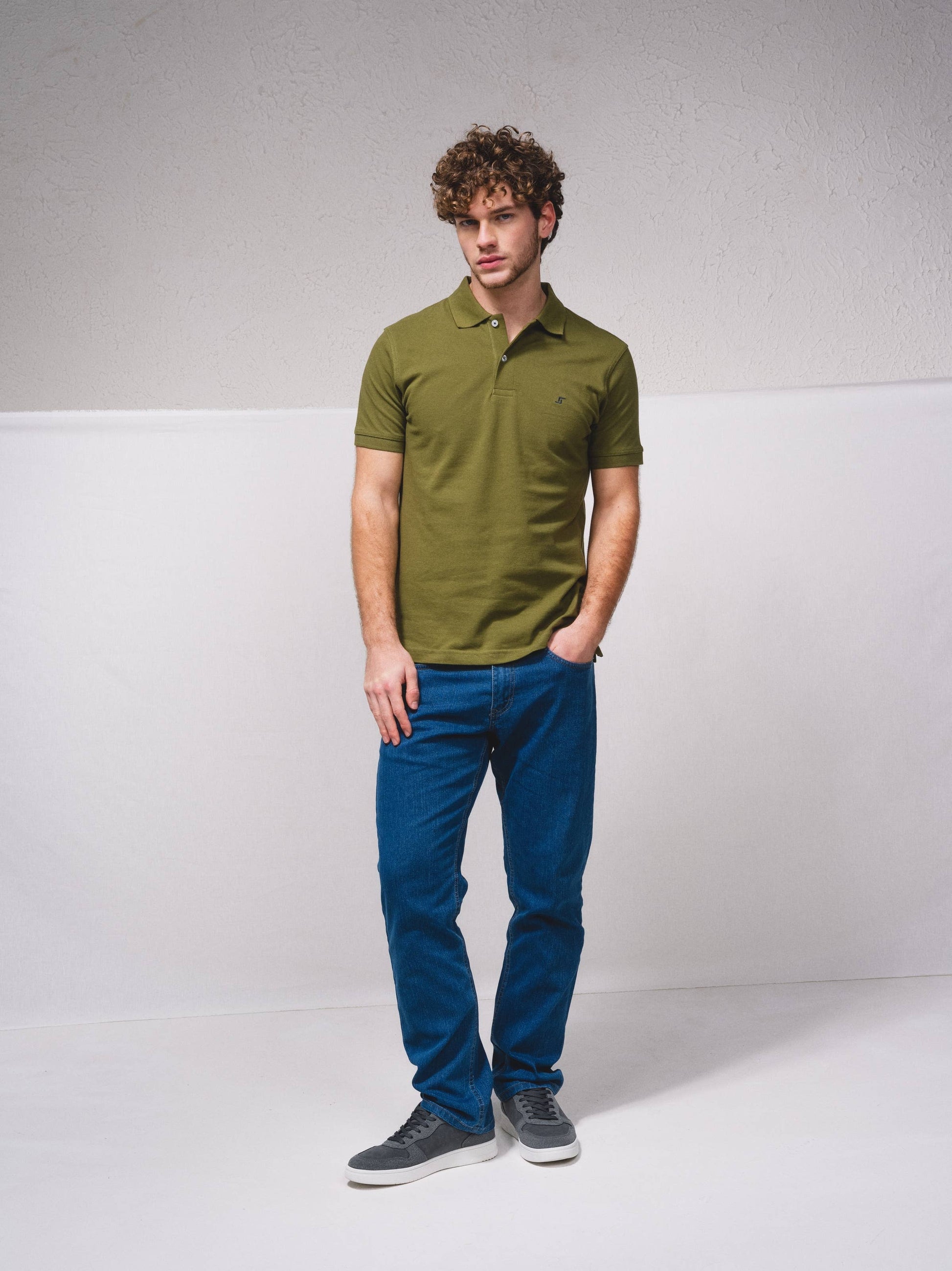 Polo piqué in cotone con ricamo