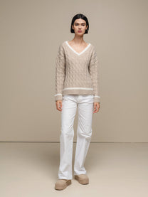 Maglione donna a trecce con scollo a V