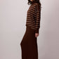 Set in maglia: maglione a righe e abito midi a coste