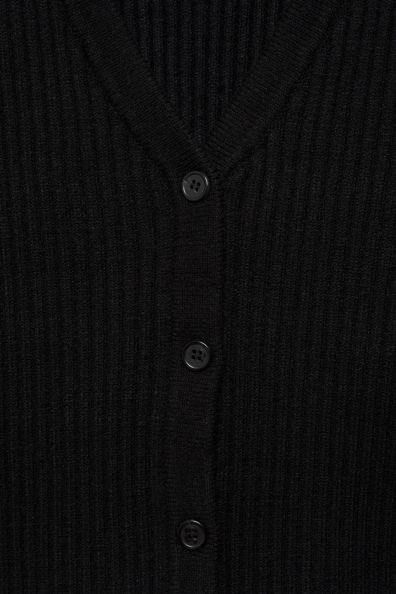 Cardigan a coste in maglia con bottoni