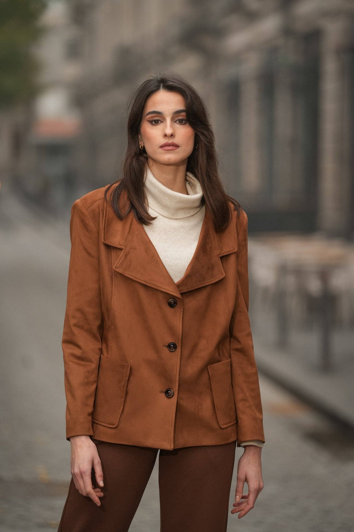Cappotto effetto scamosciato con tasche frontali