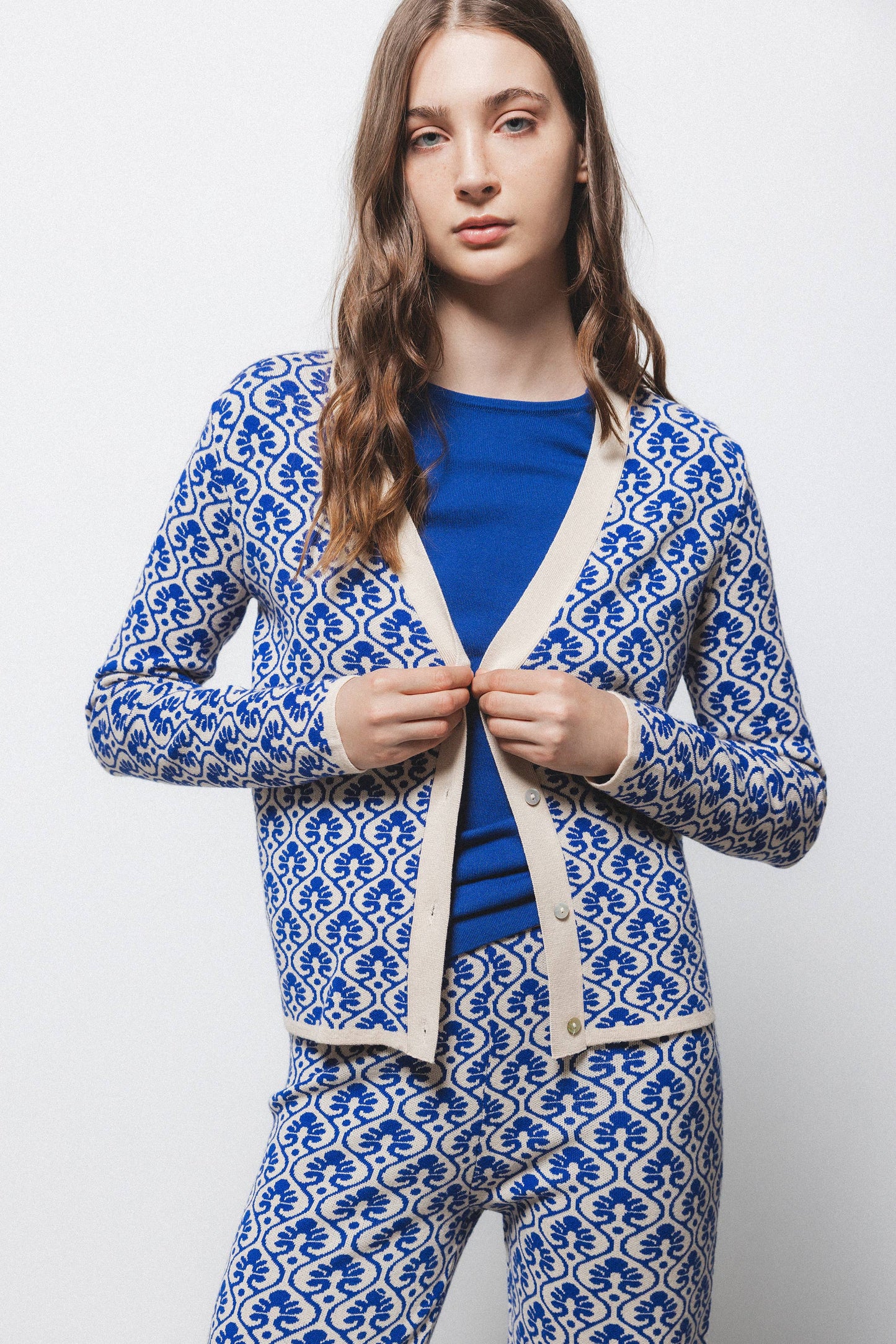 Cardigan jacquard in maglia con motivo geometrico