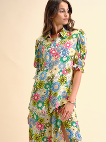Blusa in viscosa a fiori con maniche a volant