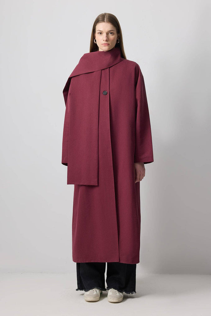Trench coat lungo con sciarpa in misto cotone