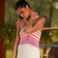 Abito lungo con spalline incrociate e righe multicolor